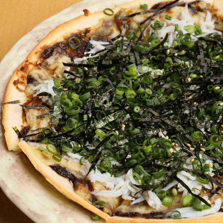 シラスと生海苔の和風ピザ