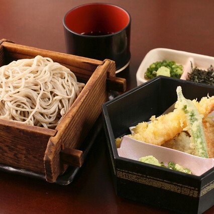 天ざる蕎麦【北海道産石臼焼 蕎麦使用】