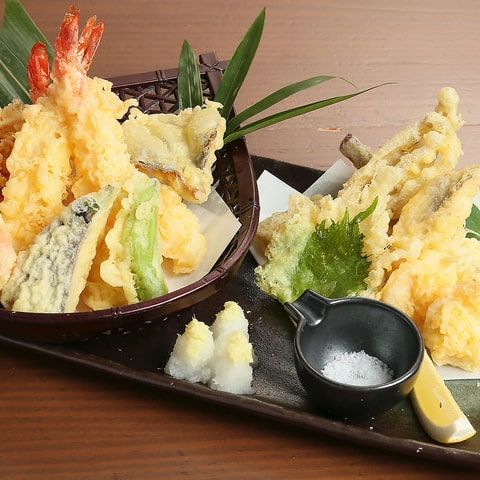 季節の天ぷら 二名様おまかせ盛り合わせ