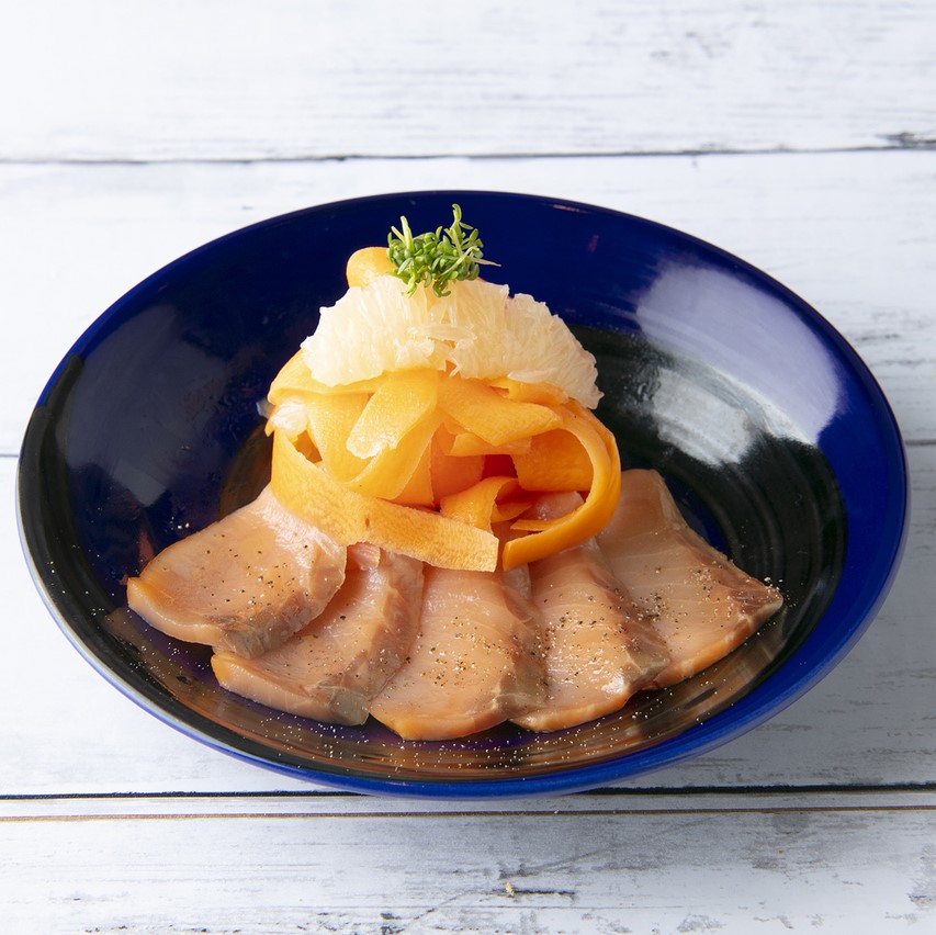 スモークサーモンのカルパッチョ~グレープフルーツと時々にんじん~