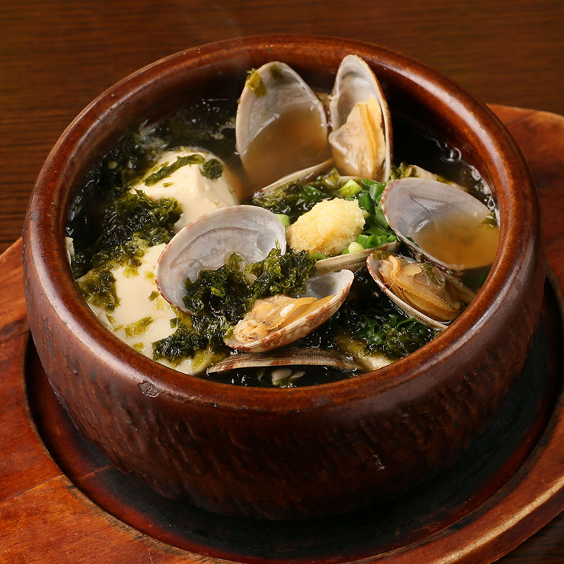博多 もちもち炊き餃子/浅利とあおさ海苔の湯豆腐