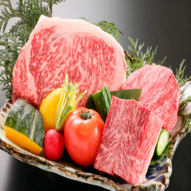 サーロインステーキカット(塩)120g