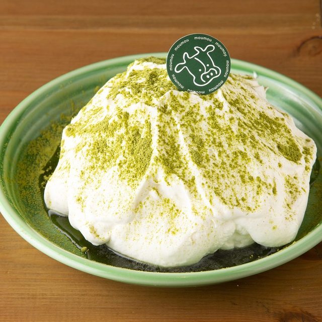 北海道生クリームの抹茶シフォンケーキ