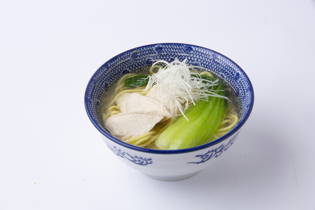 旨味鶏塩拉麺