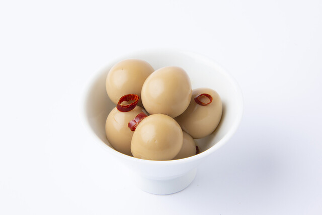 鶉煮卵
